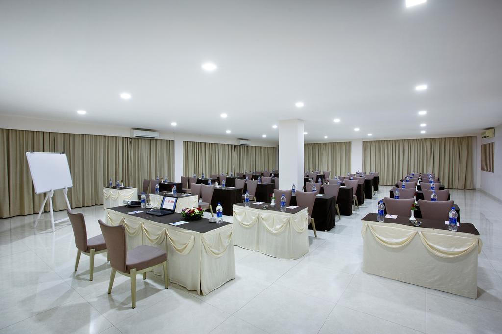 Villa San Lawrenz Lonavala Εξωτερικό φωτογραφία