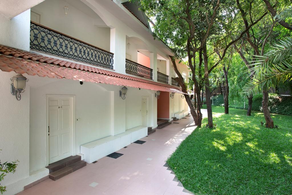 Villa San Lawrenz Lonavala Εξωτερικό φωτογραφία